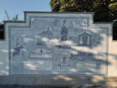 Mural de Homenagem às gentes da Ferradosa